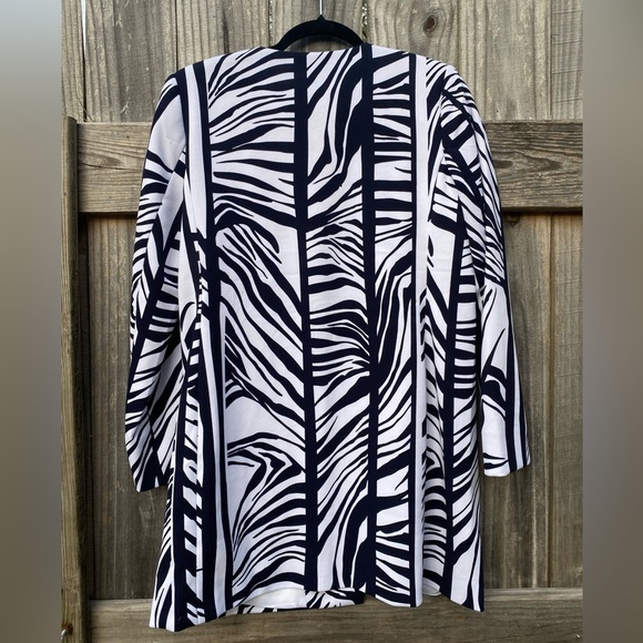 Dennis by Dennis Basso Zebra Print Long Sleeve Tunic Dress - Picture 11 of 12